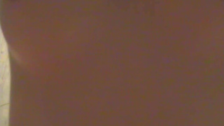 Студенты трахаются в ванной с минетом на домашнюю видеокамеру