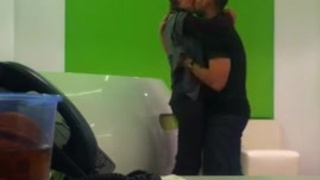 Скрытая камера сняла секс пары