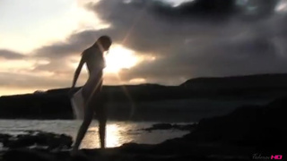 Сексуальная Красотка Ласкает Киску